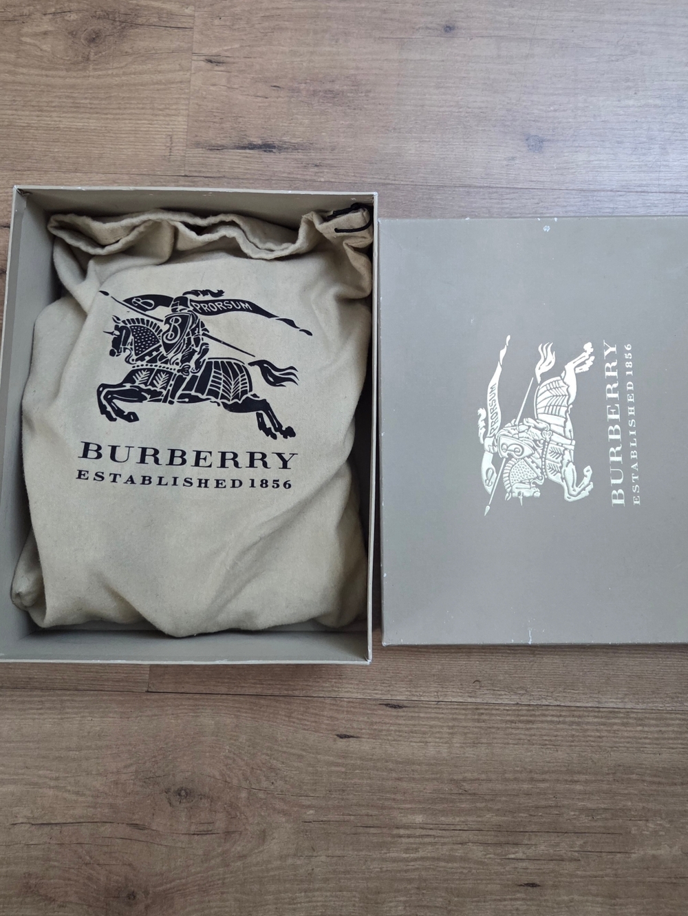 Burberry Espadrille Wedge - Picture 14 of 16
